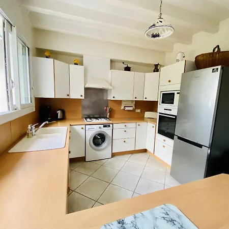 77 Rue Jean Rameau -059 Villa *